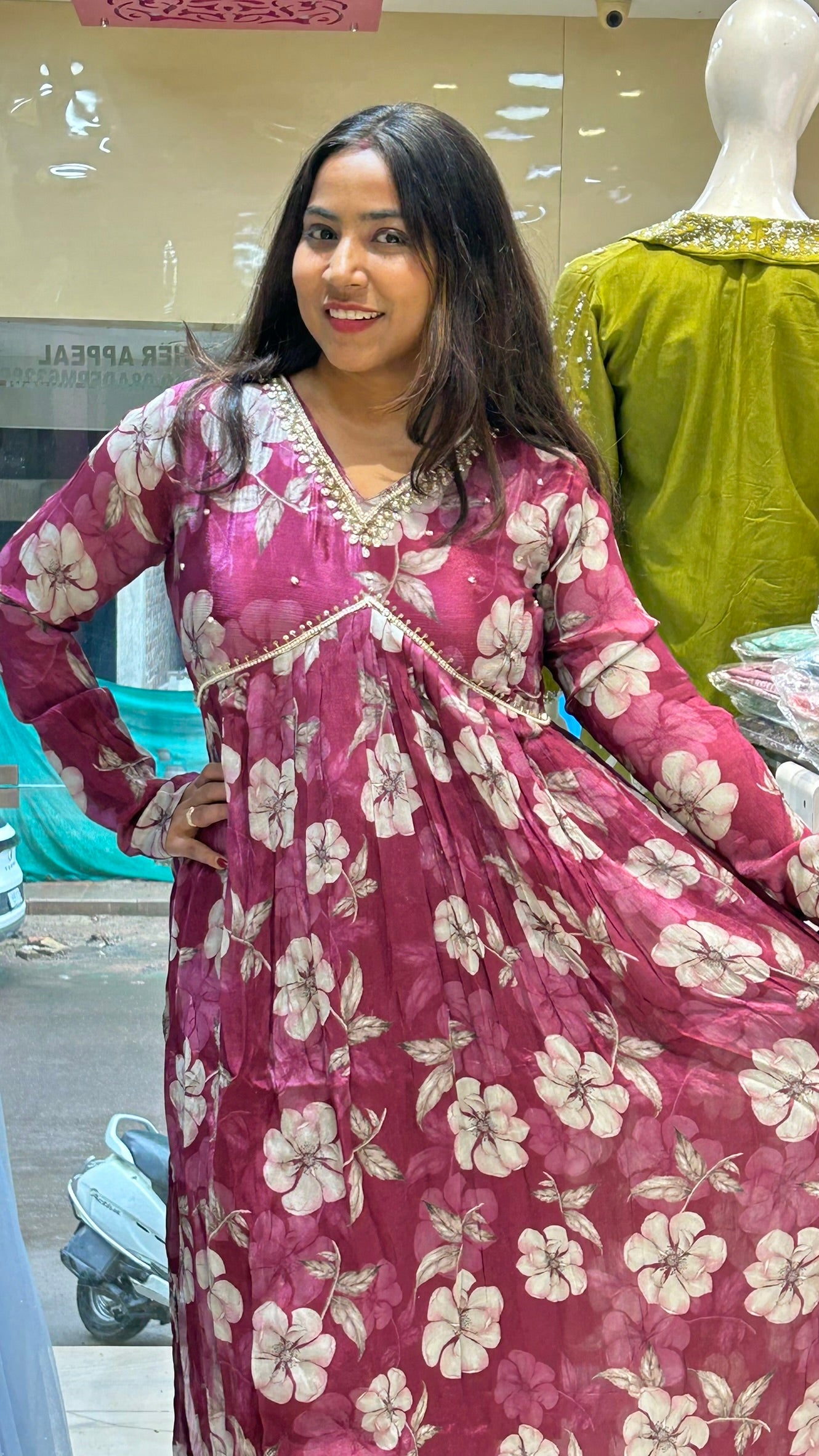 chinon alia cut stylish partywear suit