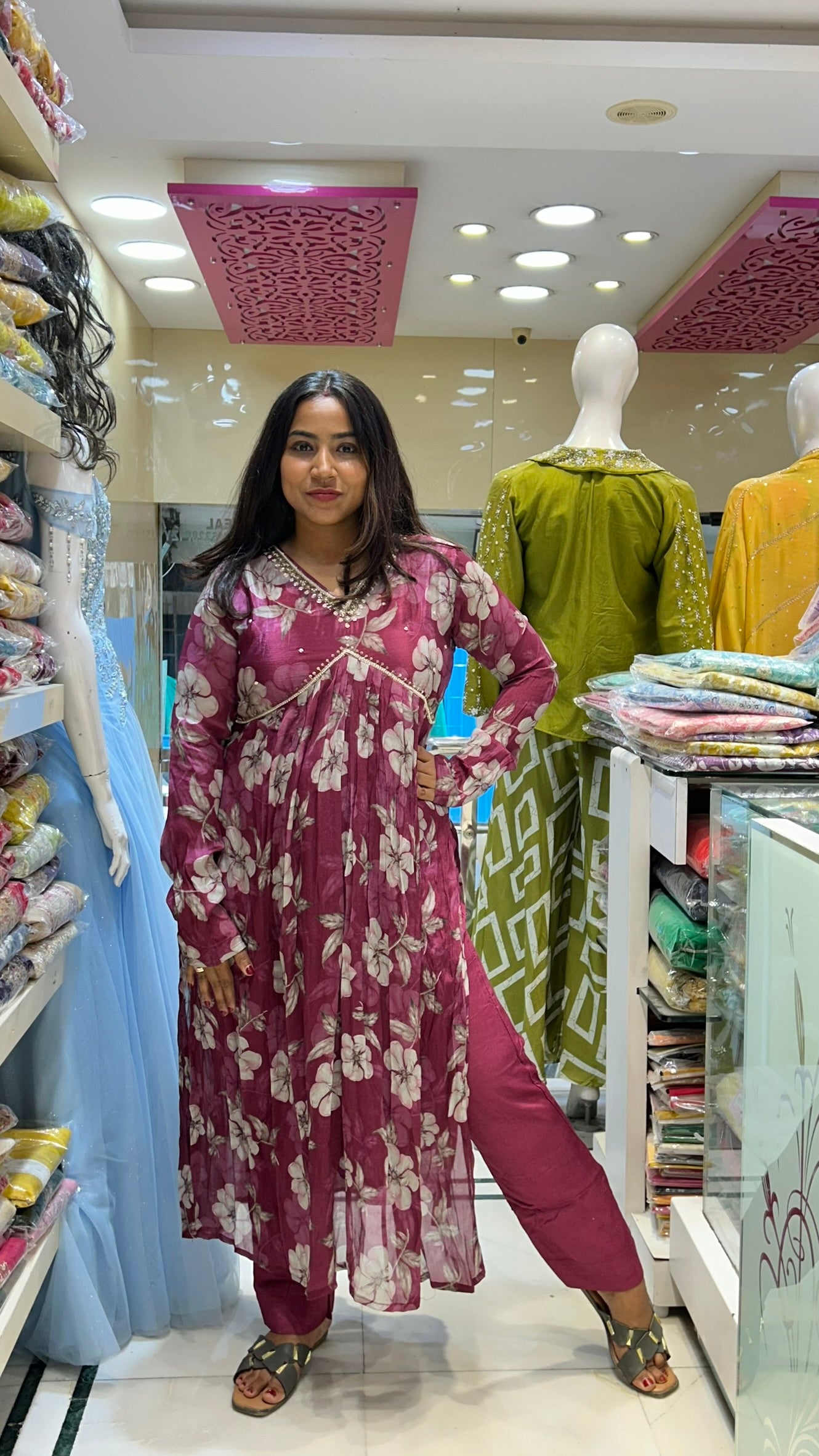 chinon alia cut stylish partywear suit