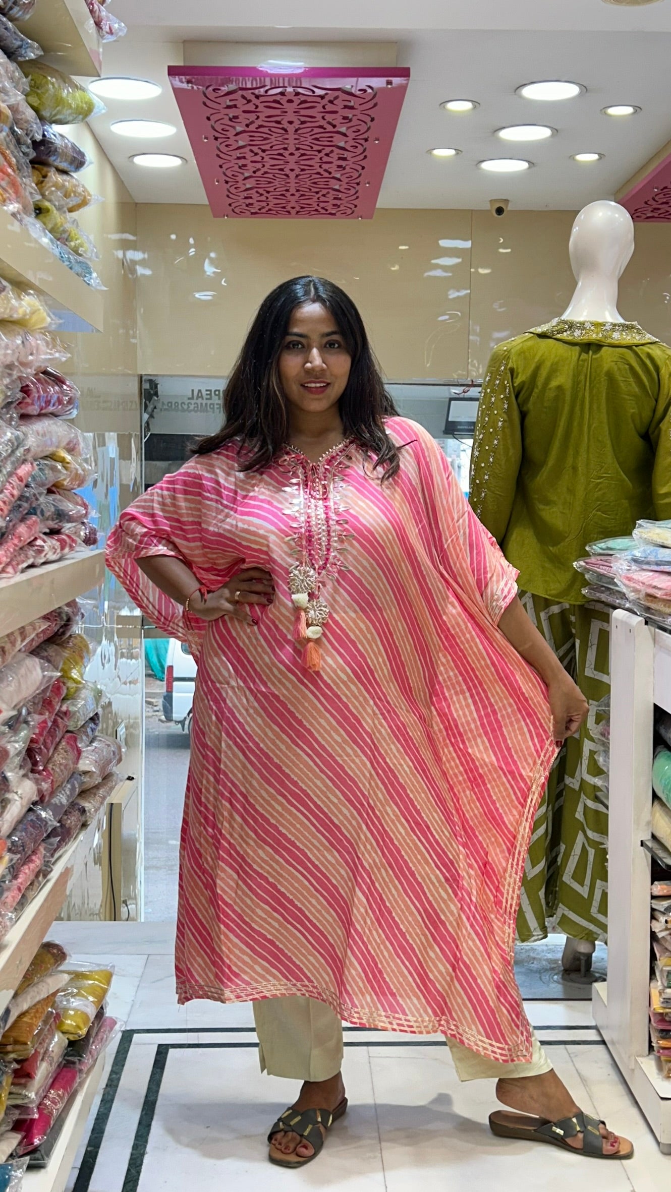 lahriya pure fabric with kaftaan pant