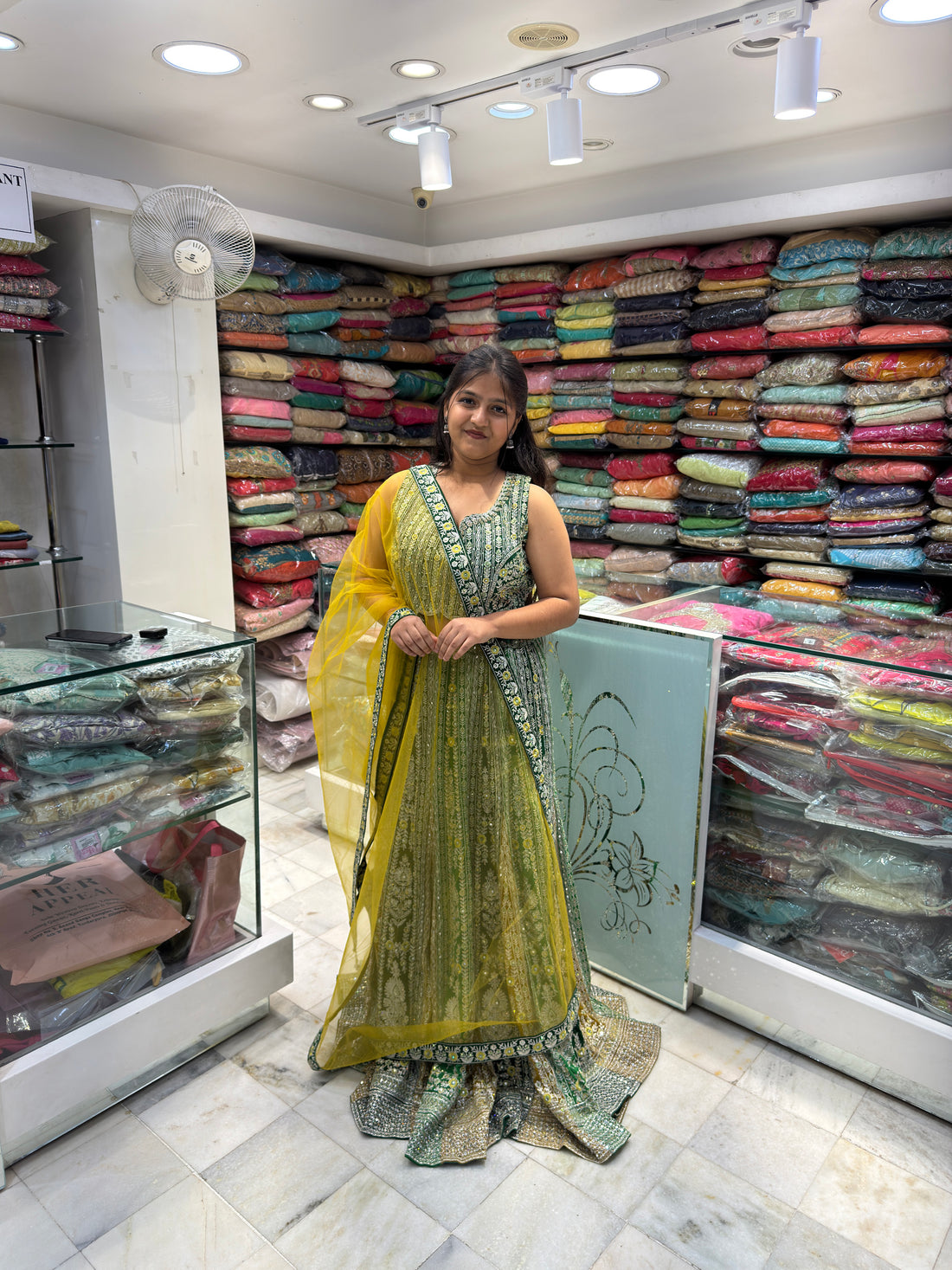 zari zardosi thread stone mirror work briday wedding lehnga