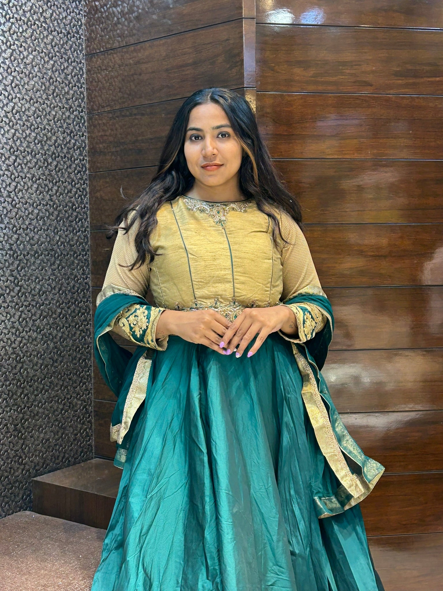 tapeda long seleves partywear gown in teal green