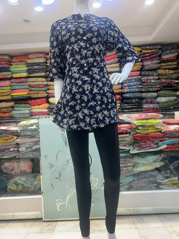 stretchable comfortable regular wear leggings